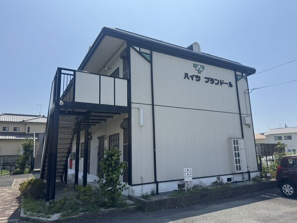 ハイツブランドールの物件外観写真